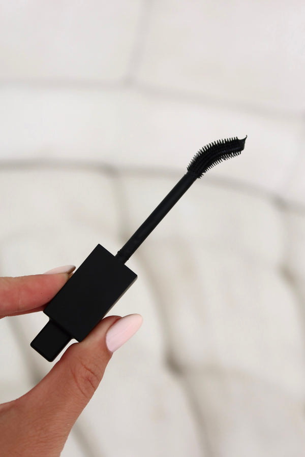 Serum + Mascara